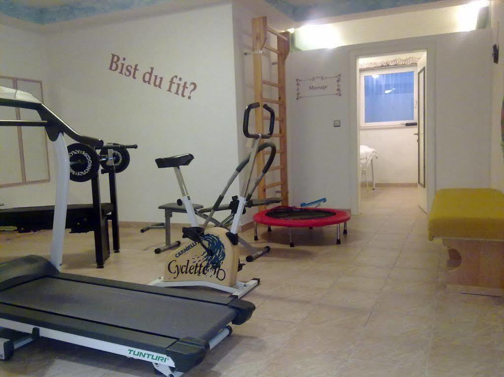 Fruehstuecks-Hotel Olympia Тироло Экстерьер фото